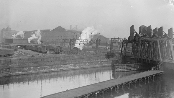 South Station and bridge