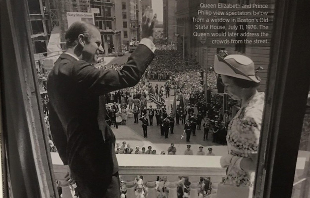 Queen and prince at Old State House