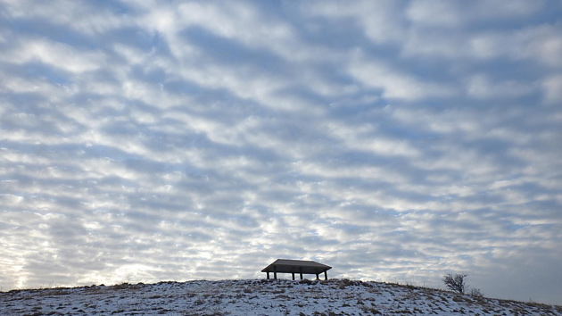 Striated clouds at Millennium Park